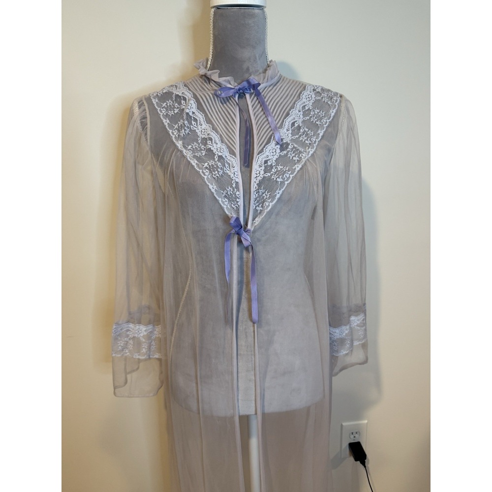 Vintage Sears Robe Women's Small Sheer Lavender Purple Nylon Lace Peignoir 70s